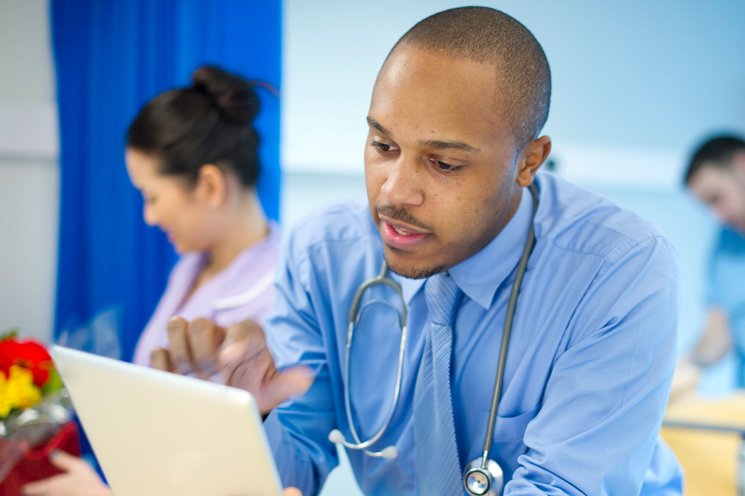 Supporting organisations to achieve medical workforce efficiencies
